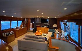 Amazing Boat To Sleep In Barcelona